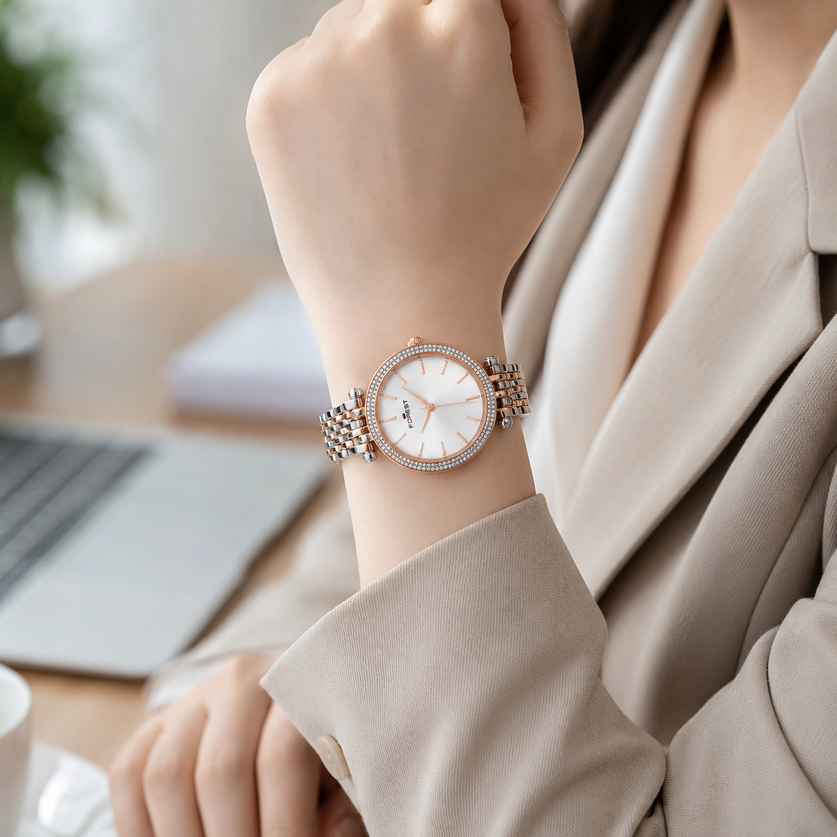 The Women’s Rose Luxe Watch